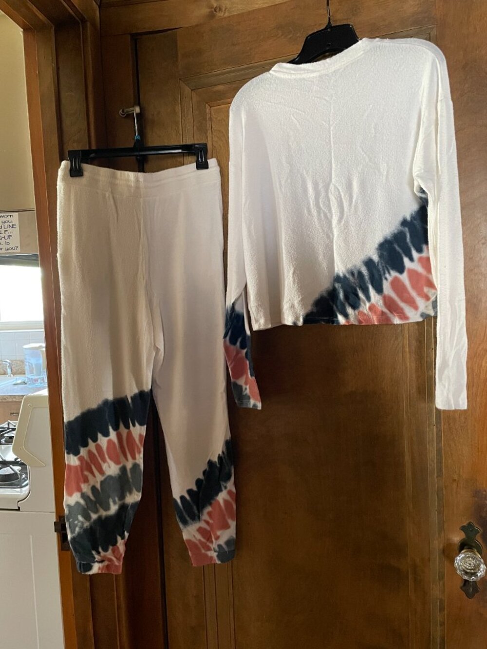 Fornia Los Angeles Women's 2pc Tie Dye Lounge Set Pullover & Pant - NEVER worn!